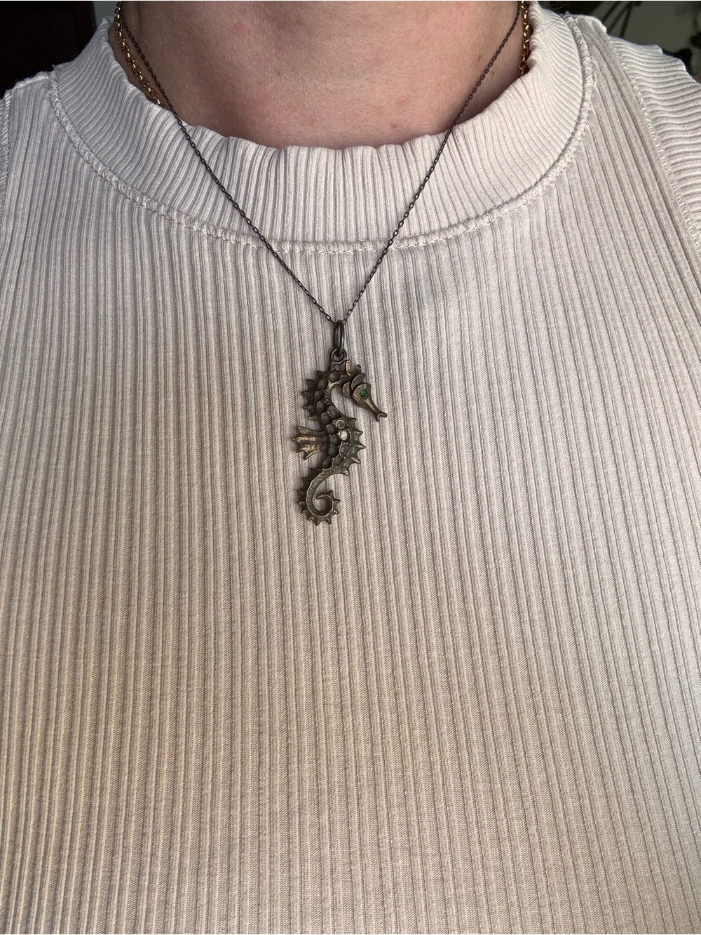 Silver Tone Seahorse Charm Pendant Metal Cable Chain Necklace, Lobster Clasp - Picture 4 of 4